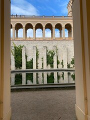 Fototapeta premium courtyard of the palace of the palace city