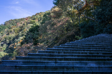 京都 比叡山の山麓・雲母坂にあるピラミッド状の階段