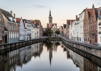 Naklejka premium Reflection in Spiegelrei, Brugge, Belgium