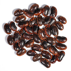 Feuerbohnen isoliert vor weißem Hintergrund