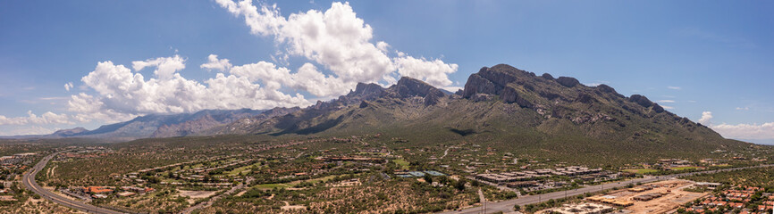 Fototapeta na wymiar Panorama of Oro Valley near Tucson, Arizona. 