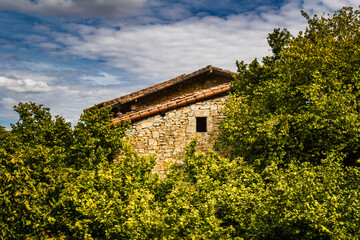 Fototapeta na wymiar Tobera, stone house,Castilla, Spain