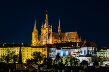 Fototapeta na wymiar view of the cathedral of saint