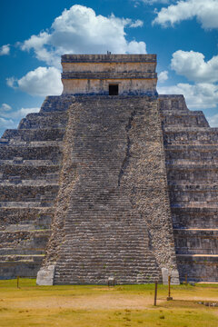 Ladder steps of temple Pyramid of Kukulcan El Castillo, Chichen Itza, Yucatan, Mexico, Maya civilization
