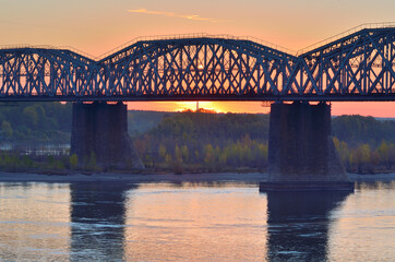 Dawn at the railway bridge