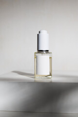 Naklejka premium Bright jar for varnish for mockup macro