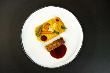 Plat d&eacute;licieux r&eacute;aliser par un chef