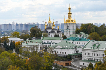 Fototapeta na wymiar Kiev Pechersk Lavra in the city of Kyiv 