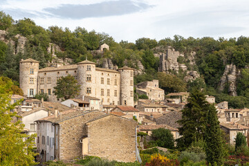 Obraz premium the village of Vogüé, in the French department of Ardeche