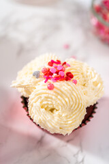 Red Velvet Cupcakes with White Chocolate Ganache Frosting