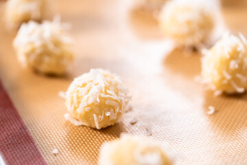 Coconut cookies