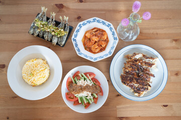 中華　晩ご飯の食卓イメージ