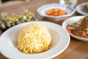 中華　パラパラのチャーハンの食べ物素材