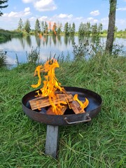 Feuer am See