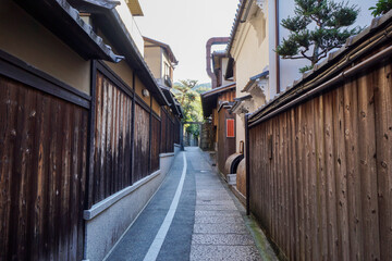 早朝の石塀小路 京都市