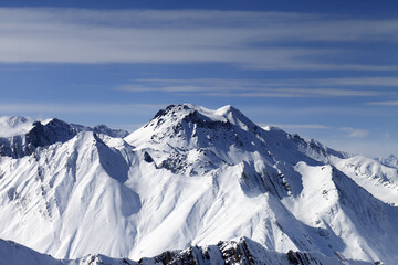 View on winter mountains - 537301314