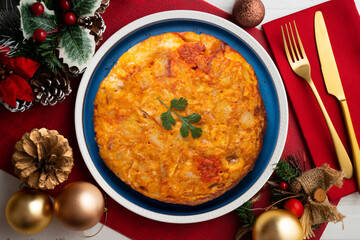 Spanish potato and chorizo ​​omelette. Traditional recipe of the tapa queen in Spain.