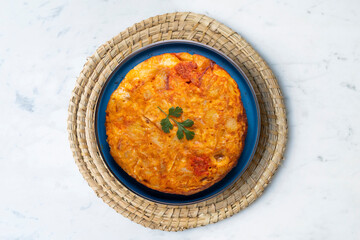 Spanish potato and chorizo ​​omelette. Traditional recipe of the tapa queen in Spain.