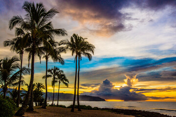 Obraz na płótnie Canvas North Shore Oahu Hawaii Sunset