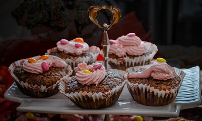 cupcakes with chocolate frosting