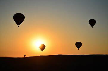 hot air balloons in cappadocia 