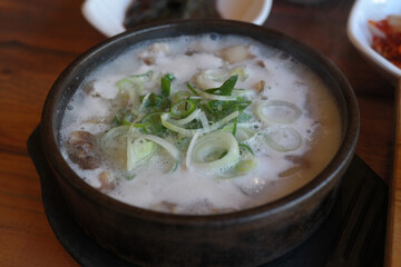 Korean dish made by boiling beef head and leg bones for a long time