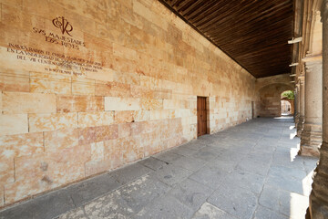 Obraz premium Patio de las Escuelas Menores (Monior Schools), University of Salamanca, Salamanca City, Spain, Europe.