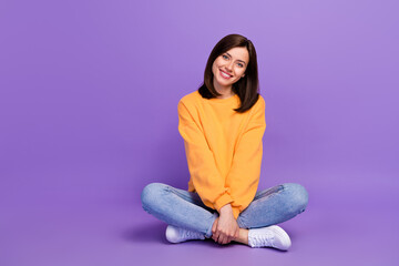 Full length photo of nice good looking lady sit floor rest relax holiday weekend pastime enjoy...