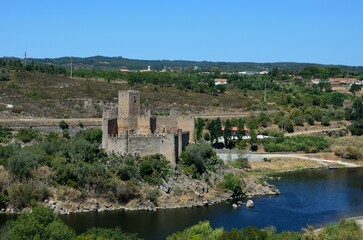 Fototapeta na wymiar Castillo de Almourol, Portugal