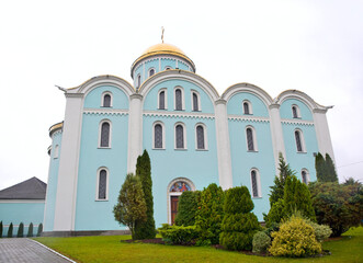 Fototapeta na wymiar Cathedral of the Dormition of the Mother of God in Volodymyr-Volynsky, Ukraine 