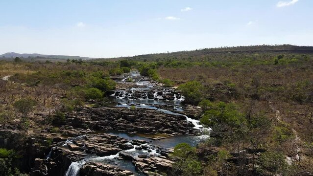 SALTO DO CORUMB&Aacute; 10