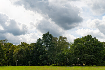 park before the rain
