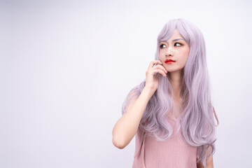 Naklejka premium Fashion girl on white background