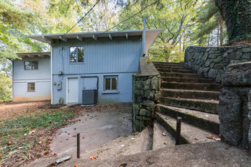 deck or porch outdoor space