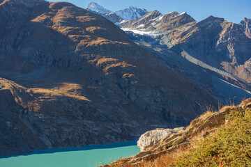 Obraz premium Herbst in den schweizer Bergen