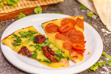 Dois Pedaços de Pizza