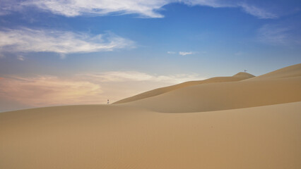 Fototapeta na wymiar beautiful desert landscape at Sea Line beach in Qatar