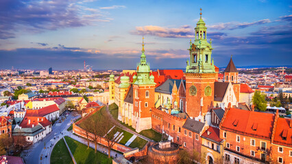 Obraz premium Krakow, Poland - Wawel Castle aerial view, Cracovia.