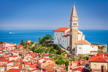 Fototapeta premium Piran, Slovenia - Aerial view of oldtown Pirano, Slovene heritage