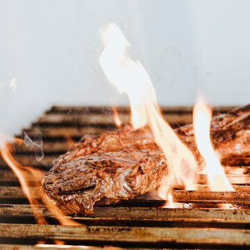 Carne Asada Y A La Parrilla