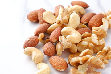 栄養たっぷりで健康に良いミックスナッツ