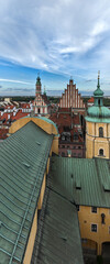 widok na dachy, stare zabytkowe kamienice starego miasta © Arkadiusz