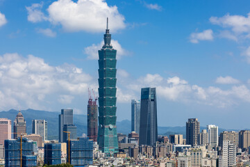 Fototapeta na wymiar Taipei downtown city landscape