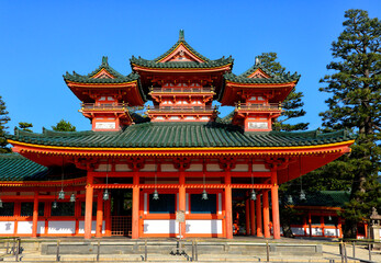 Naklejka premium Sakyō-ku, Kyoto, Japan, Asia - Heian Shrine - Heian Jingu - famous Shinto shrine