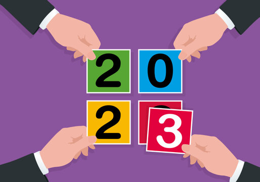 Carte de vœux sous le signe du partenariat et de l’union des compétences, avec le symbole de 4 mains tenant des carrés de couleurs pour former le chiffre 2023.