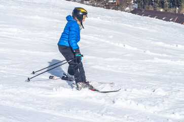 winter leisure activities in mountains