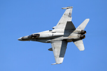 Fototapeta na wymiar American air force fighter jet plane in flight. 