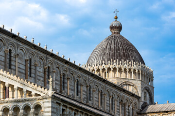 Fototapeta na wymiar Dome of catholic basilica in Pisa