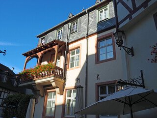 Obraz premium Beilstein im Herbst – das Dornröschen der Mosel