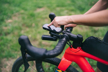Crop bicyclist using bike computer